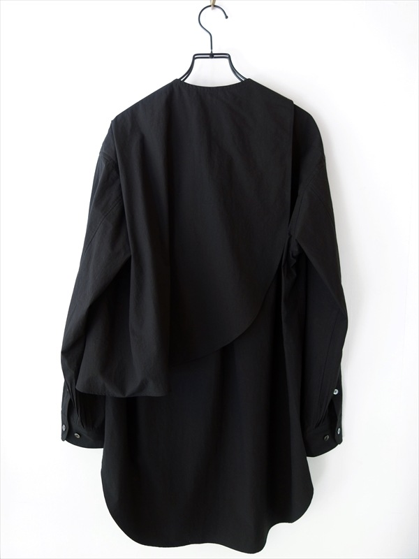 written by リトゥンバイ/ bib blouse/ ブラック | BRANDS