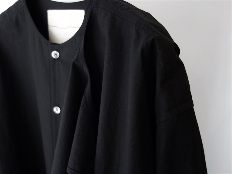 リンブラック様★美品★ ヘイヴHeve tulip bonding blouse written by リトゥンバイ/ bib blouse/ ブラック | BRANDS