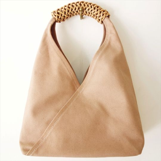 KAMARO'AN カマロアン/ Natural-Dyed Triangle Bag 36/ B KAMARO'AN カマロアン/ Natural-Dyed Triangle Bag 36/ B