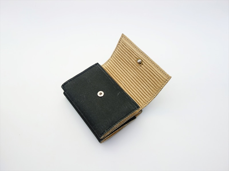 beta post���١����ݥ���/ cardboardic trifold wallet/ �֥�å�