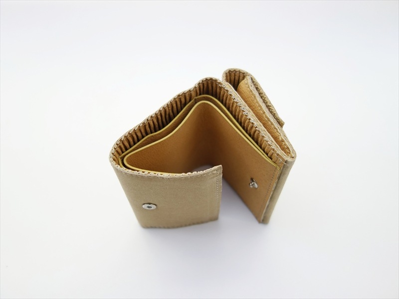 beta post���١����ݥ���/ cardboardic trifold wallet/ �١�����