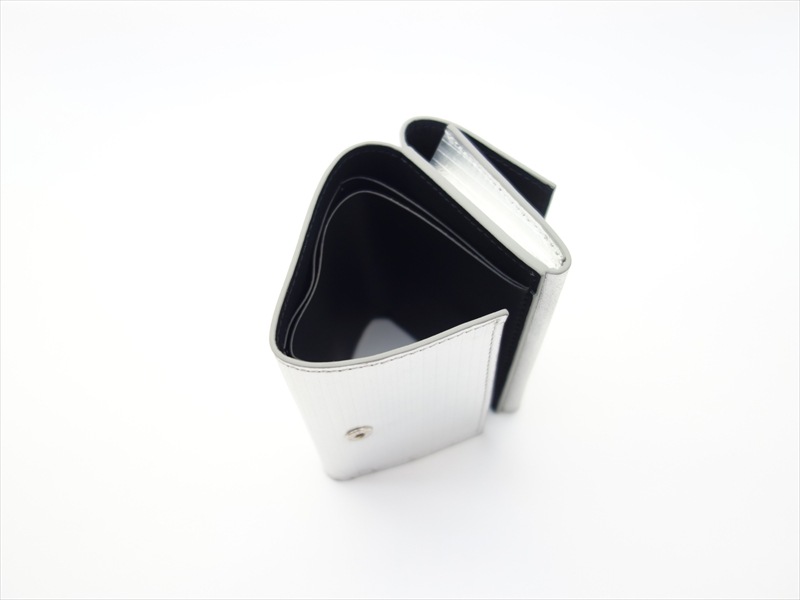 beta post���١����ݥ���/ steelic trifold wallet/ �֥�å�
