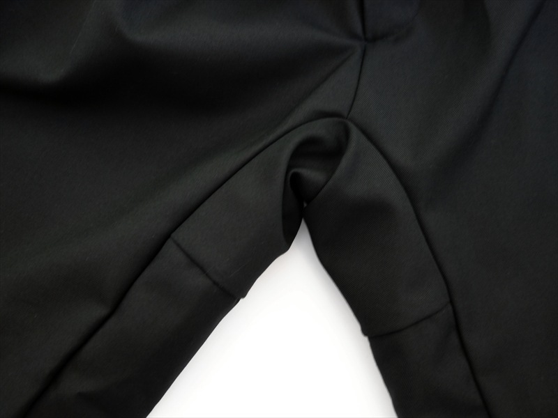 TOKIARI���ȥ�����/ 'JAN' THREE TUCK PANTS - SERGE WOOL 3.0.0/ �֥�å�