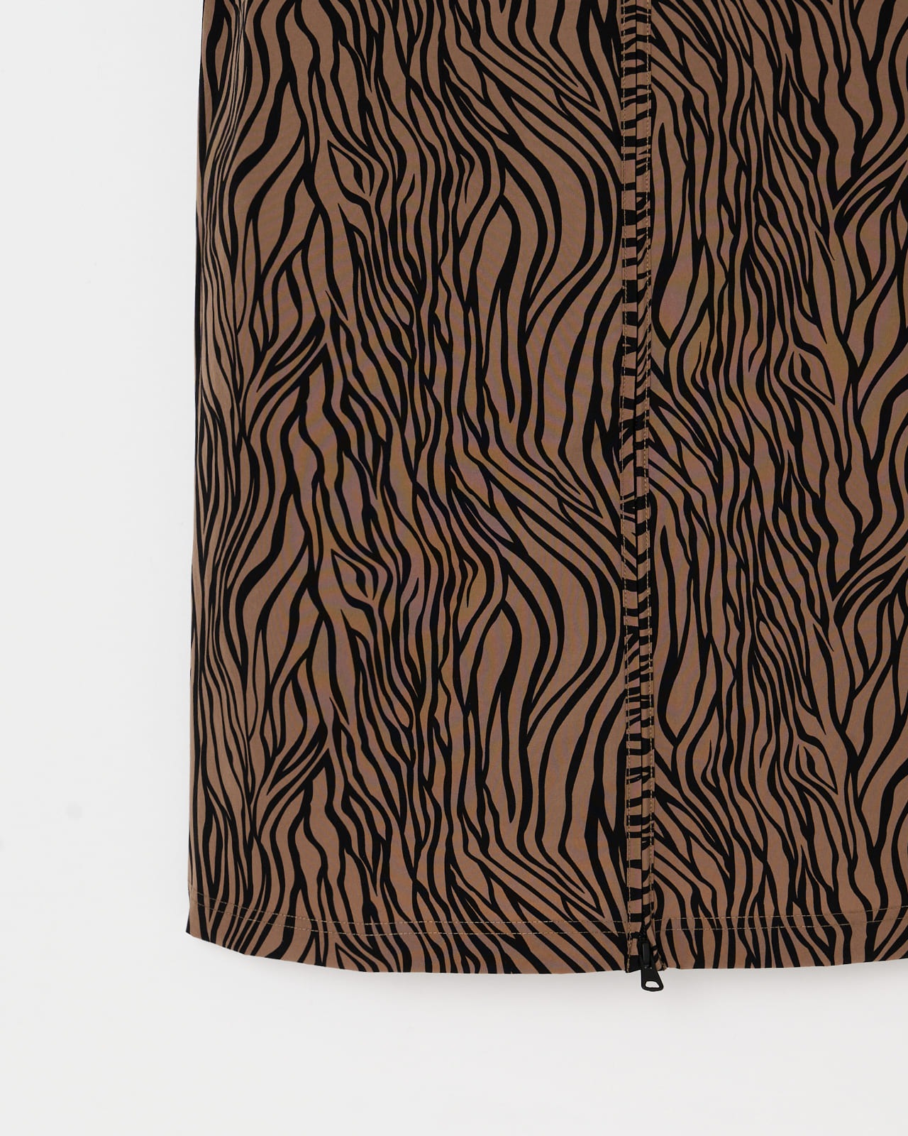 L's】FRONT ZIP SALOPETTE OP ZEBRA NYLON・POLYURETHANE