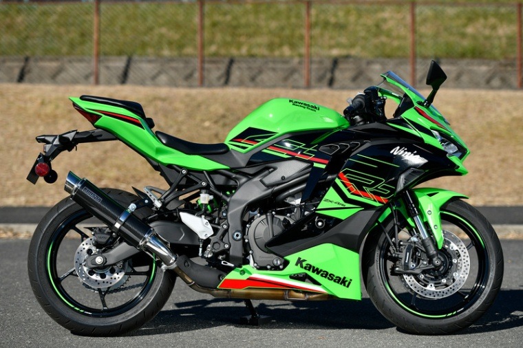 ビームス ZX-4RR/ZX-4R SE (8BL-ZX400P) R-EVO2 スリップオン カーボン
