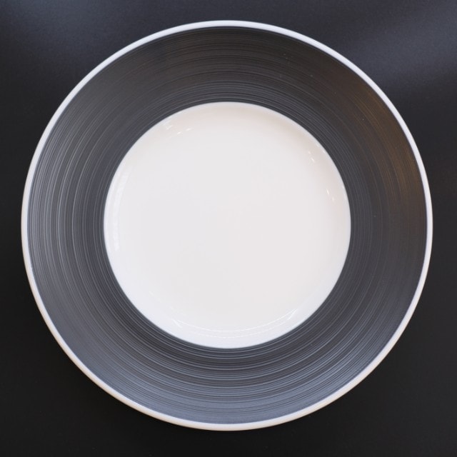 スクラッチ　ディナープレート　27ｃｍ