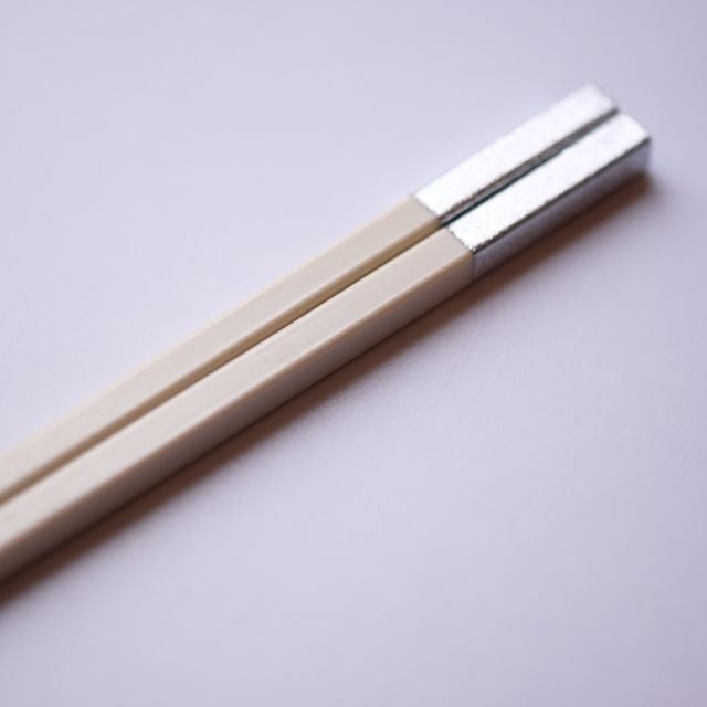 和洋中先丸箸 ２５cm　白/銀