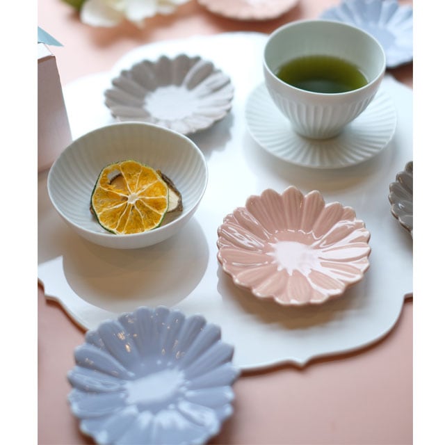 波佐見焼　白マット　しのぎ　煎茶碗