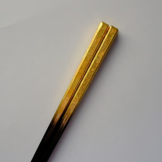 22.6cm　面取角箸　二色金箔