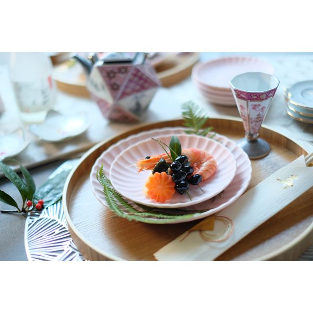 桜色　菊型　丸皿　16.5ｃｍ　桜色　