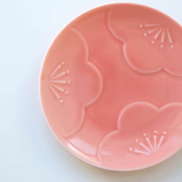 engi紋 12小皿 梅　レリーフ 赤
