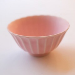 菊型 12.5cm ボウル・茶碗 桜色 ｜ 四季折々のおしゃれな和食器通販