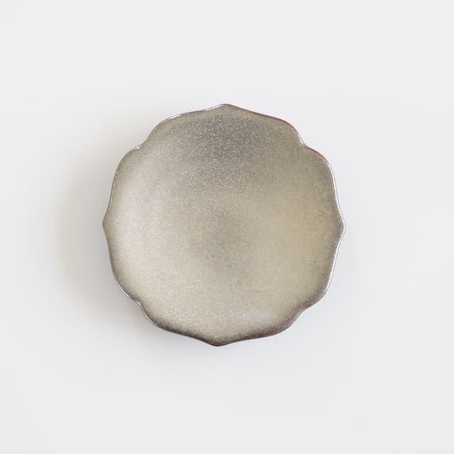 有田焼　銀塗り（紫素）桔梗渕豆皿