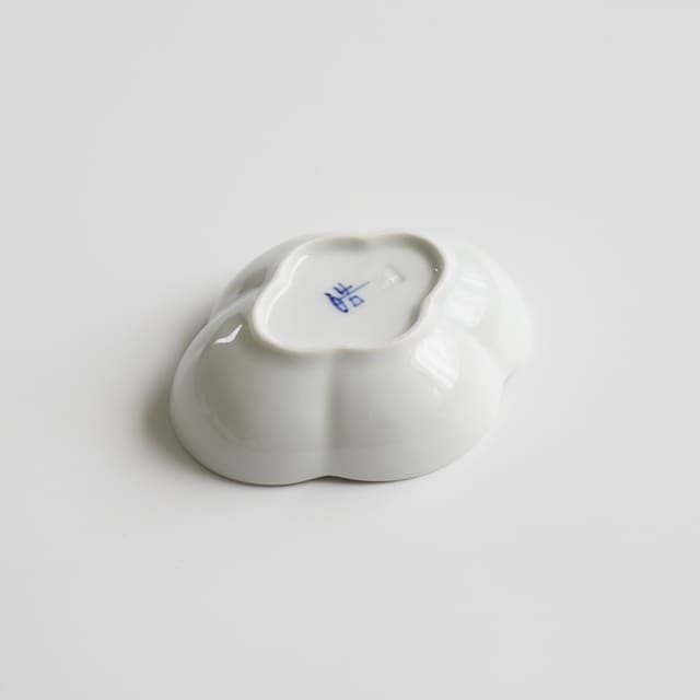 有田焼　渕線（赤絵）木瓜小付