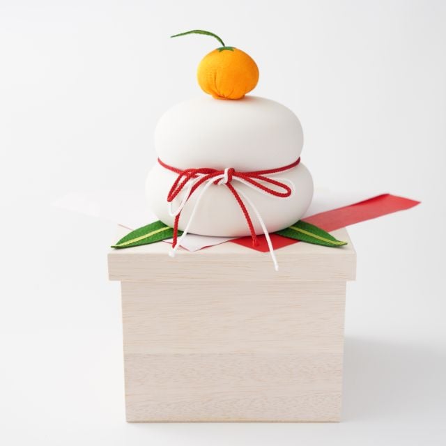 京ちりめん橙付き　とうきの鏡餅飾り 大（木箱タイプ）日本製