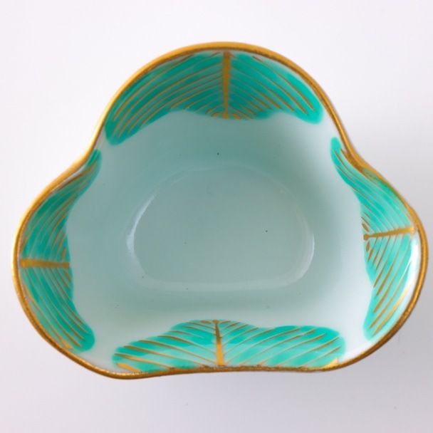 有田焼　錦松型小付