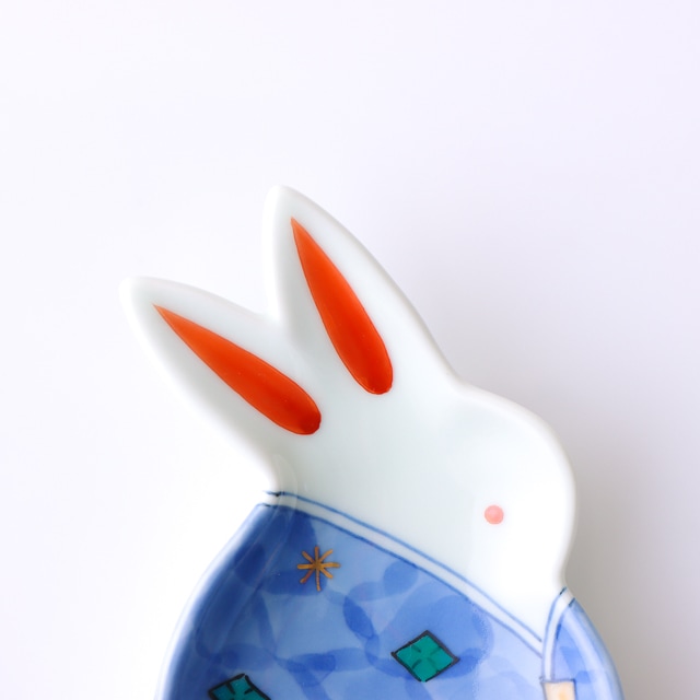 有田焼　菱地紋男雛　うさぎ銘々皿