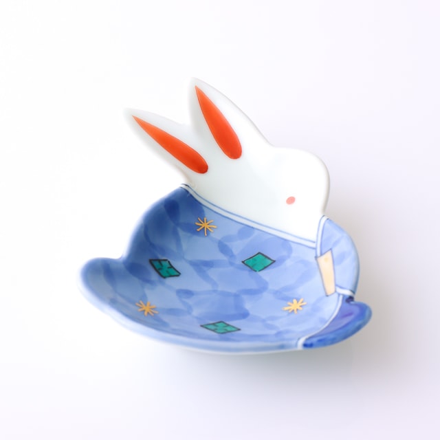 有田焼　菱地紋男雛　うさぎ銘々皿