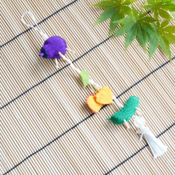 つるし飾り　お盆