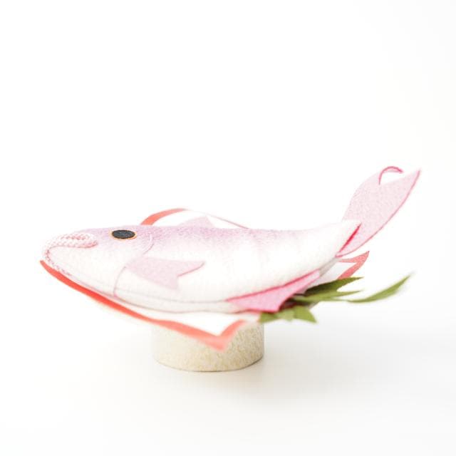 京ちりめん飾り　「おめで鯛」