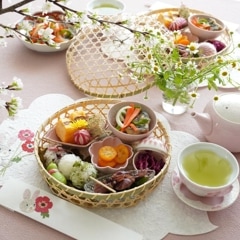 竹籠弁当(丸) ｜ 四季折々のおしゃれな和食器通販サイト FOURGRACE