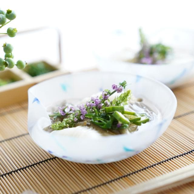 水玉柄　硝子押鉢