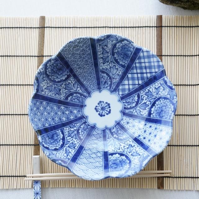 染付春秋丸紋 半開扇面向付 ｜ 四季折々のおしゃれな和食器通販