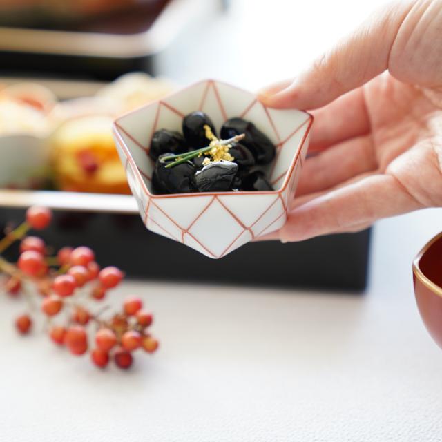 有田焼 錦網 ダイヤ型珍味入れ（小） ｜ 四季折々のおしゃれな和食器