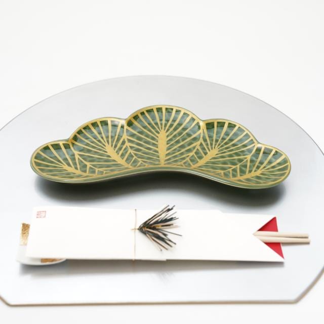 銀縁金 半月盆 越前塗 FOURGRACEオリジナル ｜ 四季折々のおしゃれな和