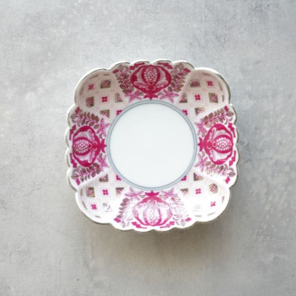 波佐見焼　花紅 小皿 beni