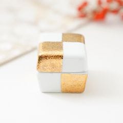 箱型珍味 白金市松｜ 四季折々のおしゃれな和食器通販サイト FOURGRACE