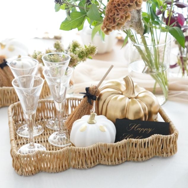 洗えるスカラップトレイ　30.5cm