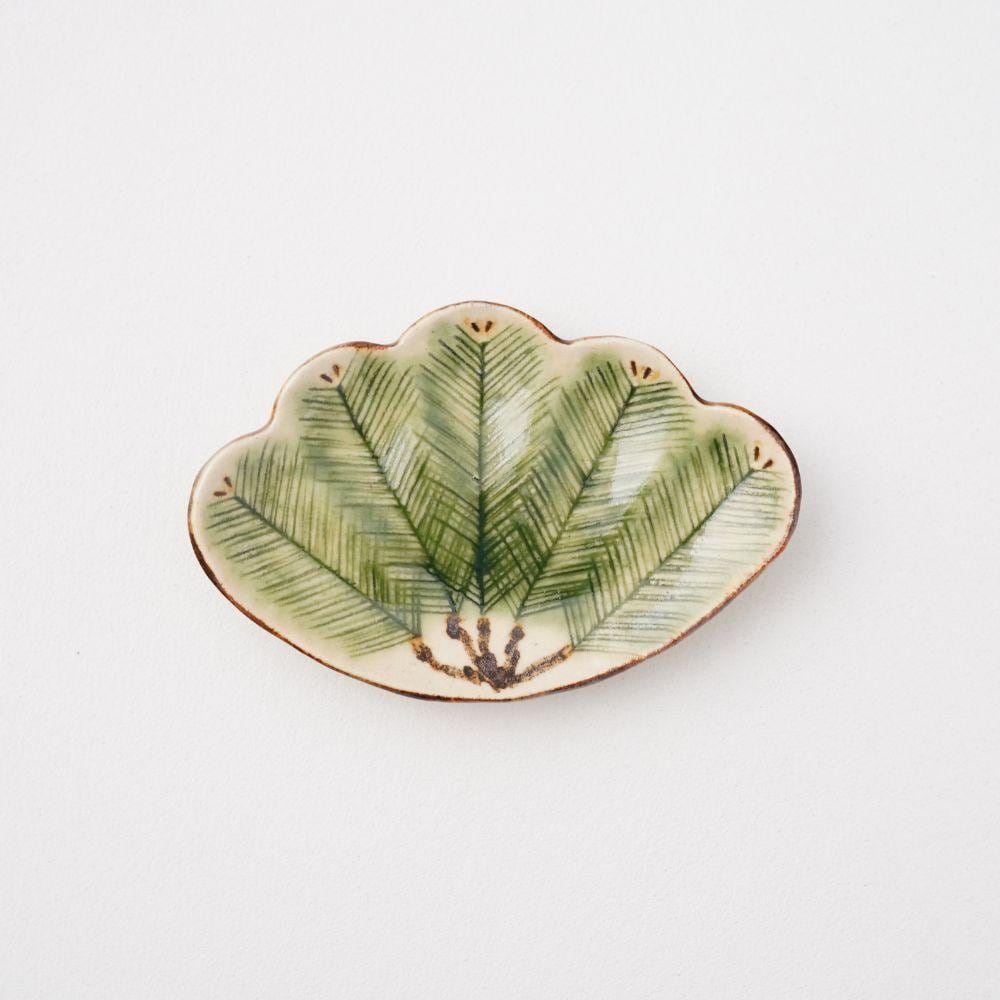 【11月中お届け】松泉窯　加藤芳平　松葉豆皿