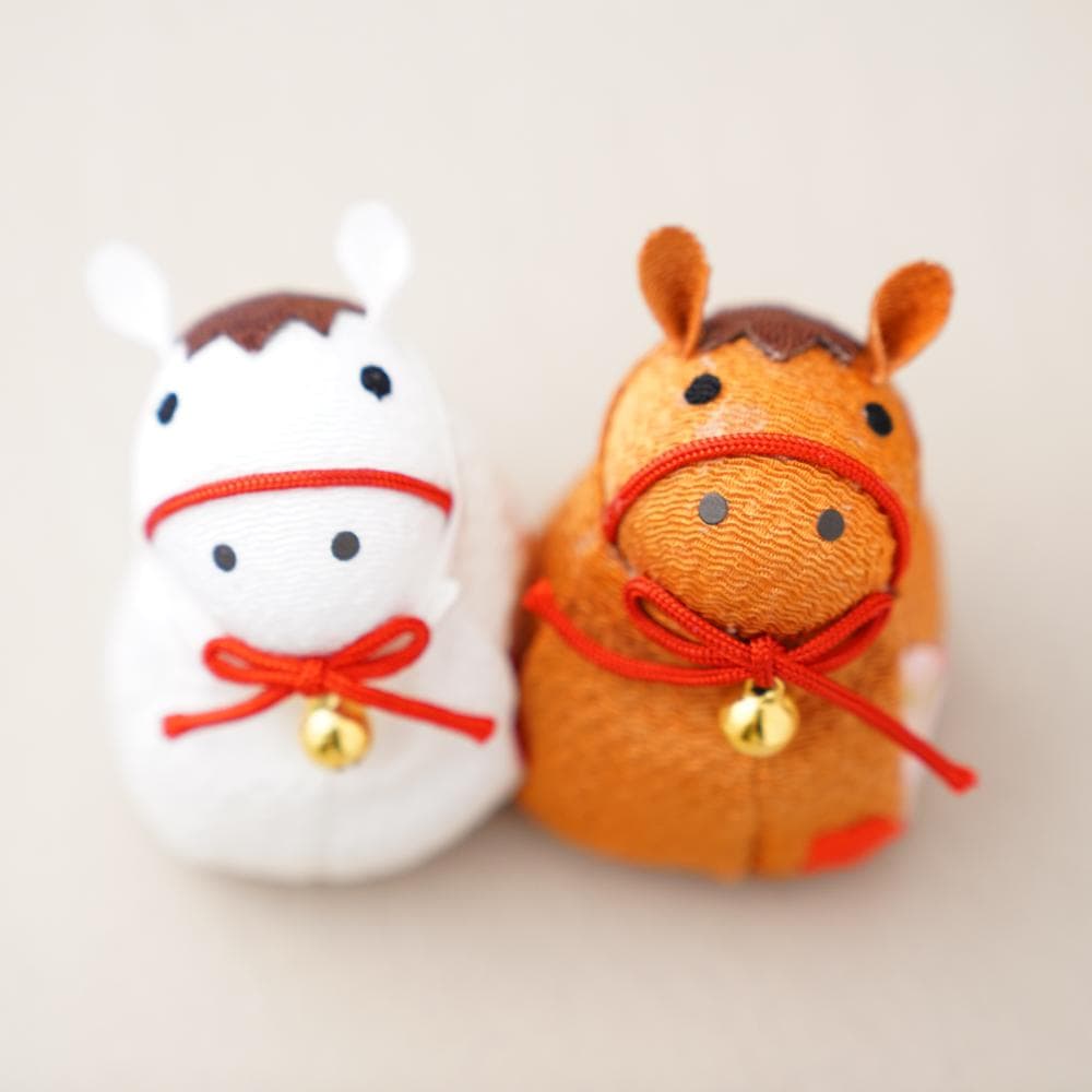 【11月末お届け】干支お手玉おじゃみセット午（白・茶）