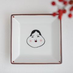 双鳩窯 九谷焼 角小皿 寿ぎ（ことほぎ） おかめ｜ 四季折々の