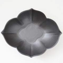 波佐見焼 黒マット 花型木甲 取り鉢/小鉢｜ 四季折々のおしゃれな和
