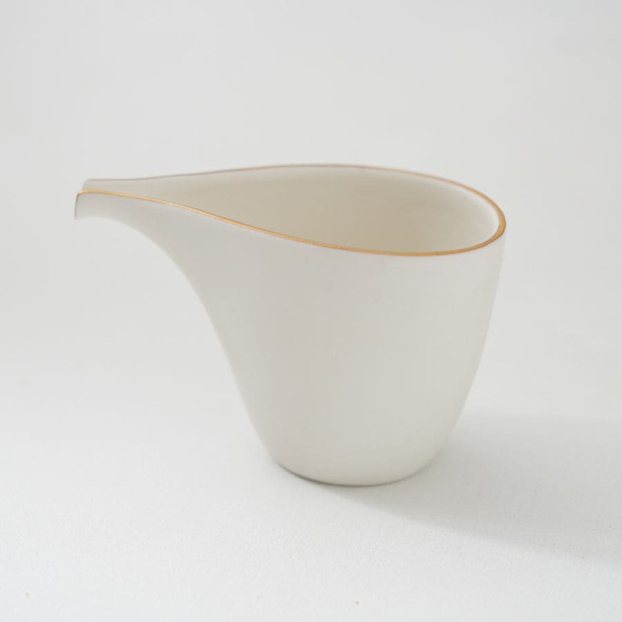 白マット（渕金）片口注器