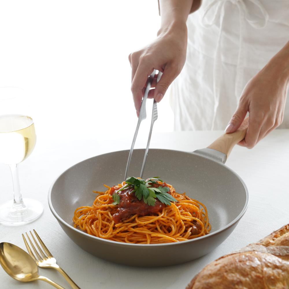 軽いフライパン エア 26cm IH対応