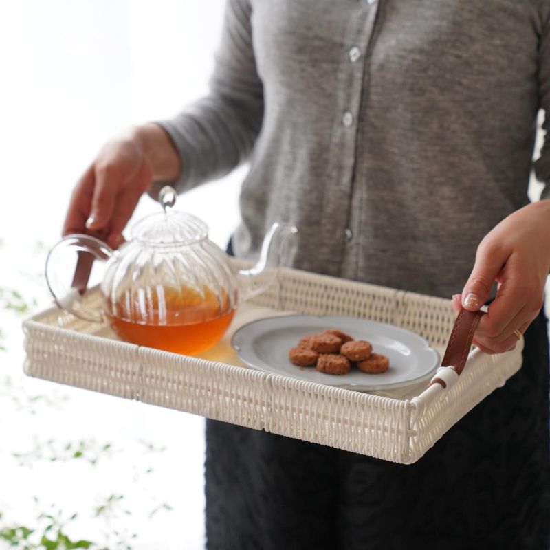 洗えるレザーハンドル付き レクタンギュラートレー（アイボリー）