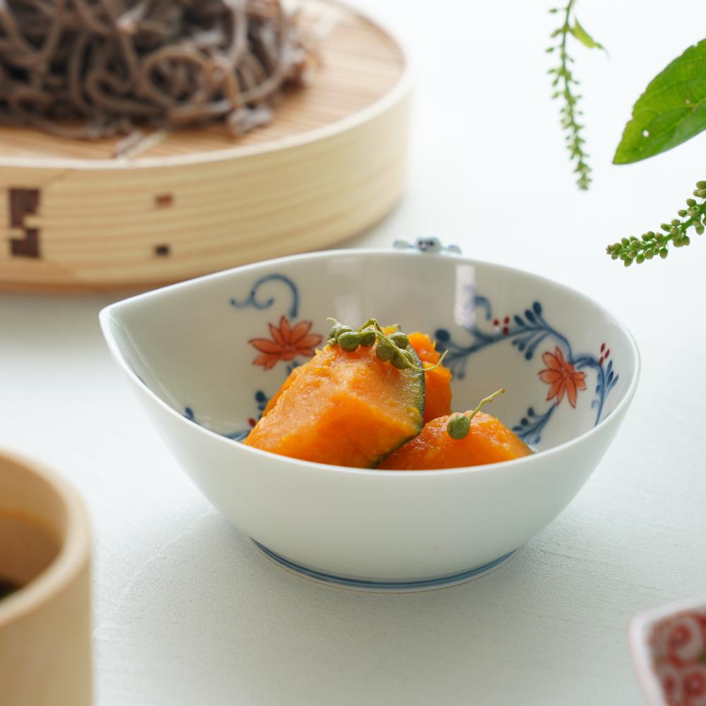【次回7月入荷予定】波佐見焼 面取花唐草 一閑人小鉢