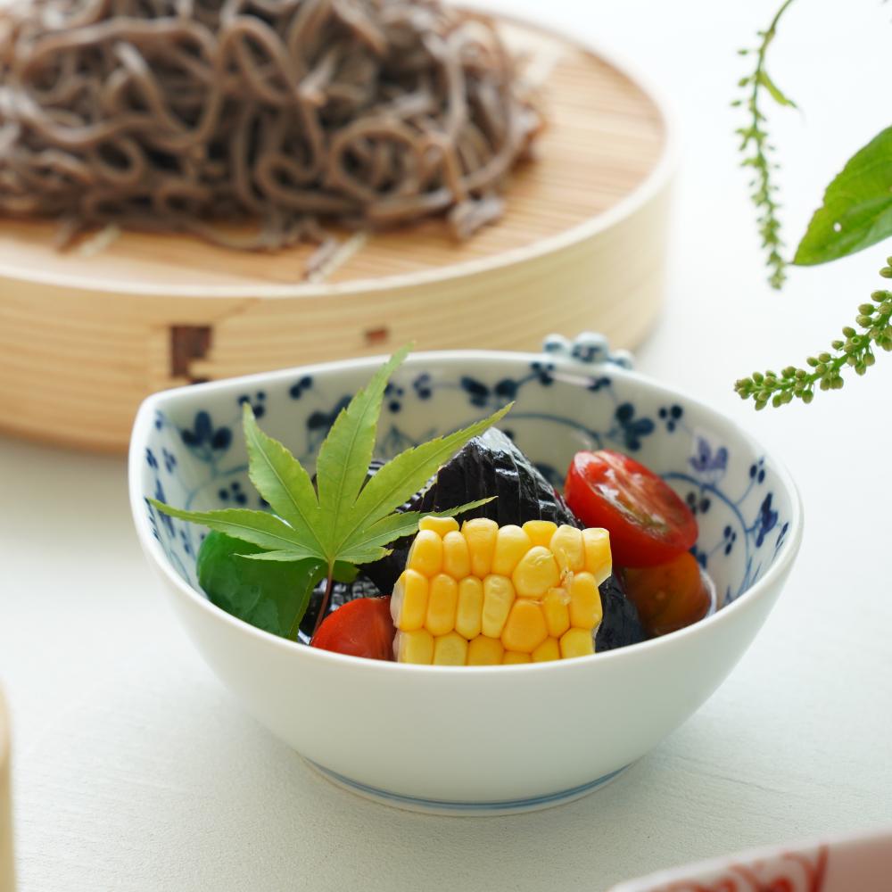 【次回7月入荷予定】波佐見焼 藍唐草 一閑人小鉢