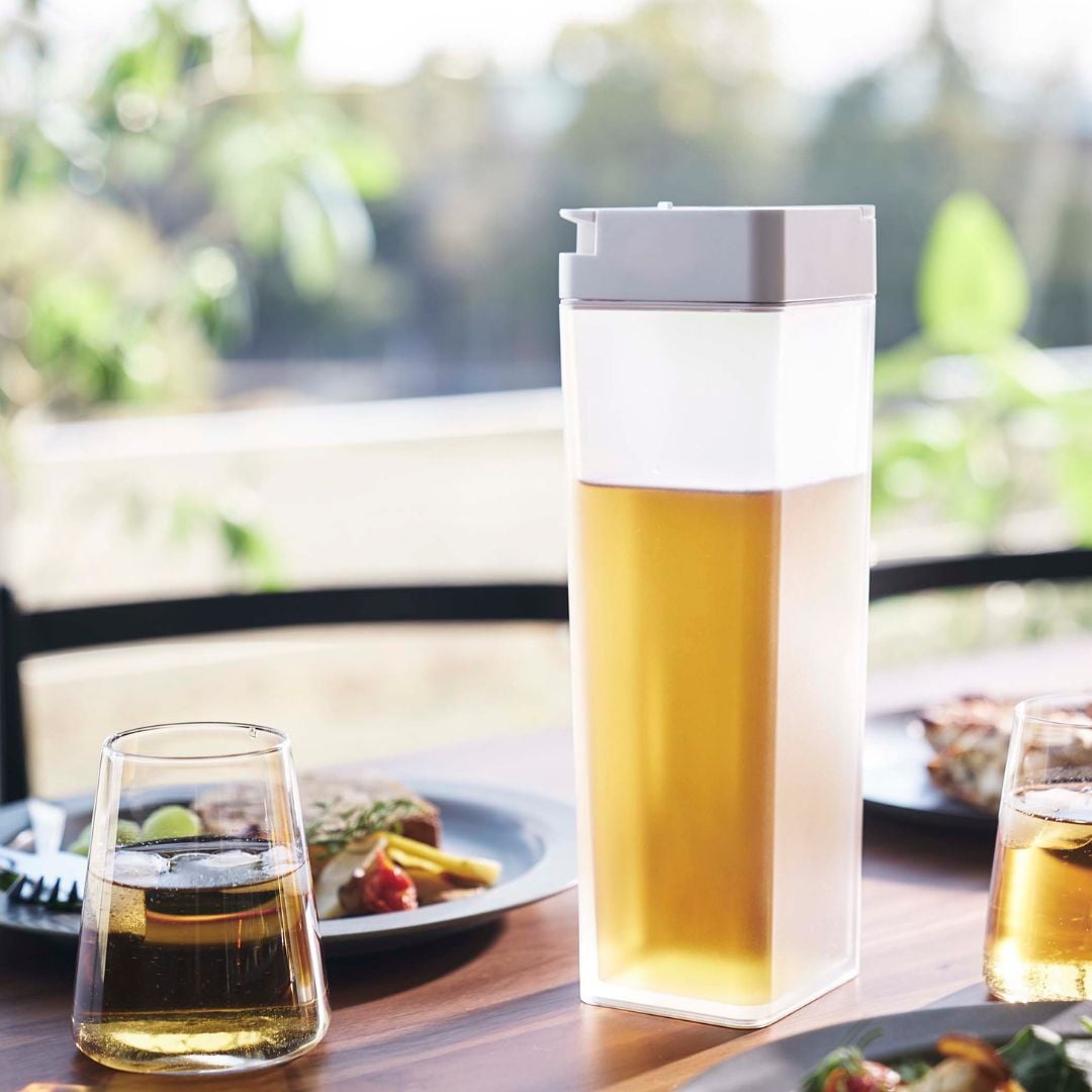 倒して置ける冷水筒 タワー 1.2L ホワイト 