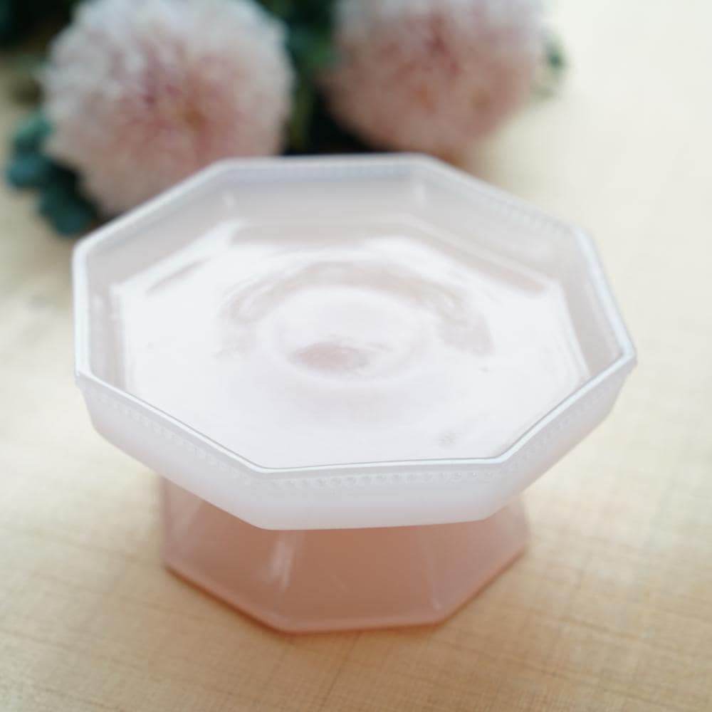 ピンクガラス 高台皿｜ 四季折々のおしゃれな和食器通販サイト
