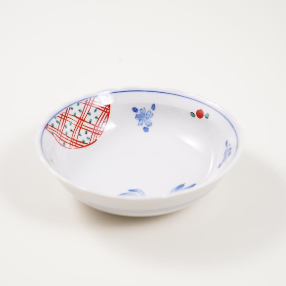 波佐見焼 花うさぎ 浅小鉢