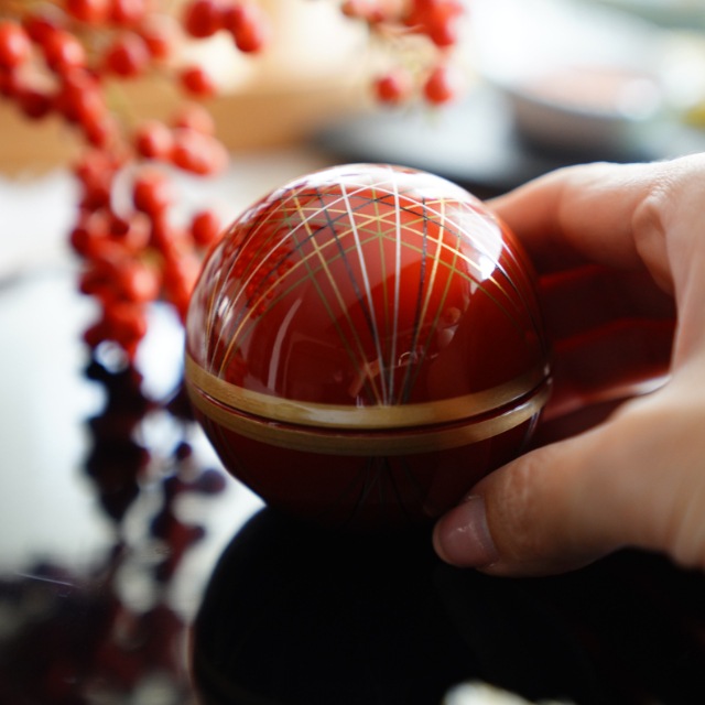 球珍味　手まり柄内金パール　朱