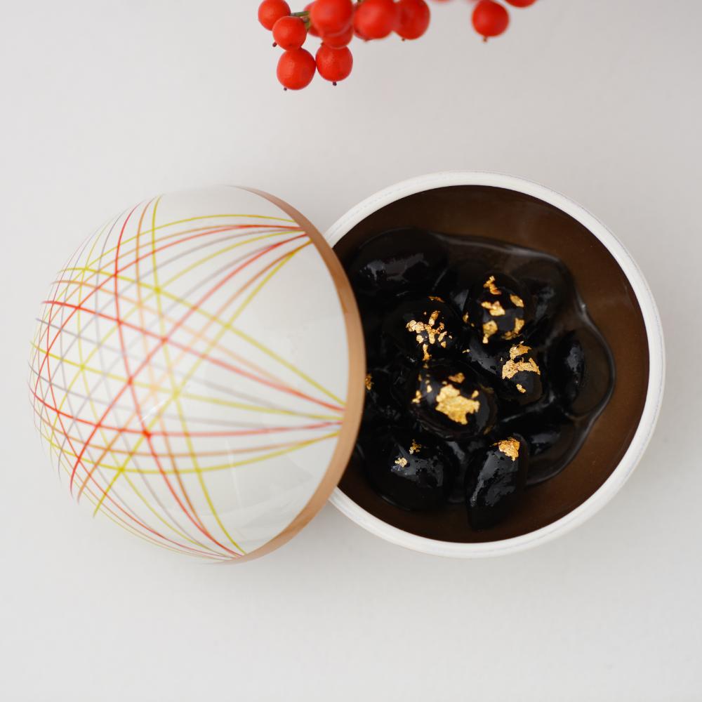 球珍味 手まり柄内金パール 白 ｜ 四季折々のおしゃれな和食器通販