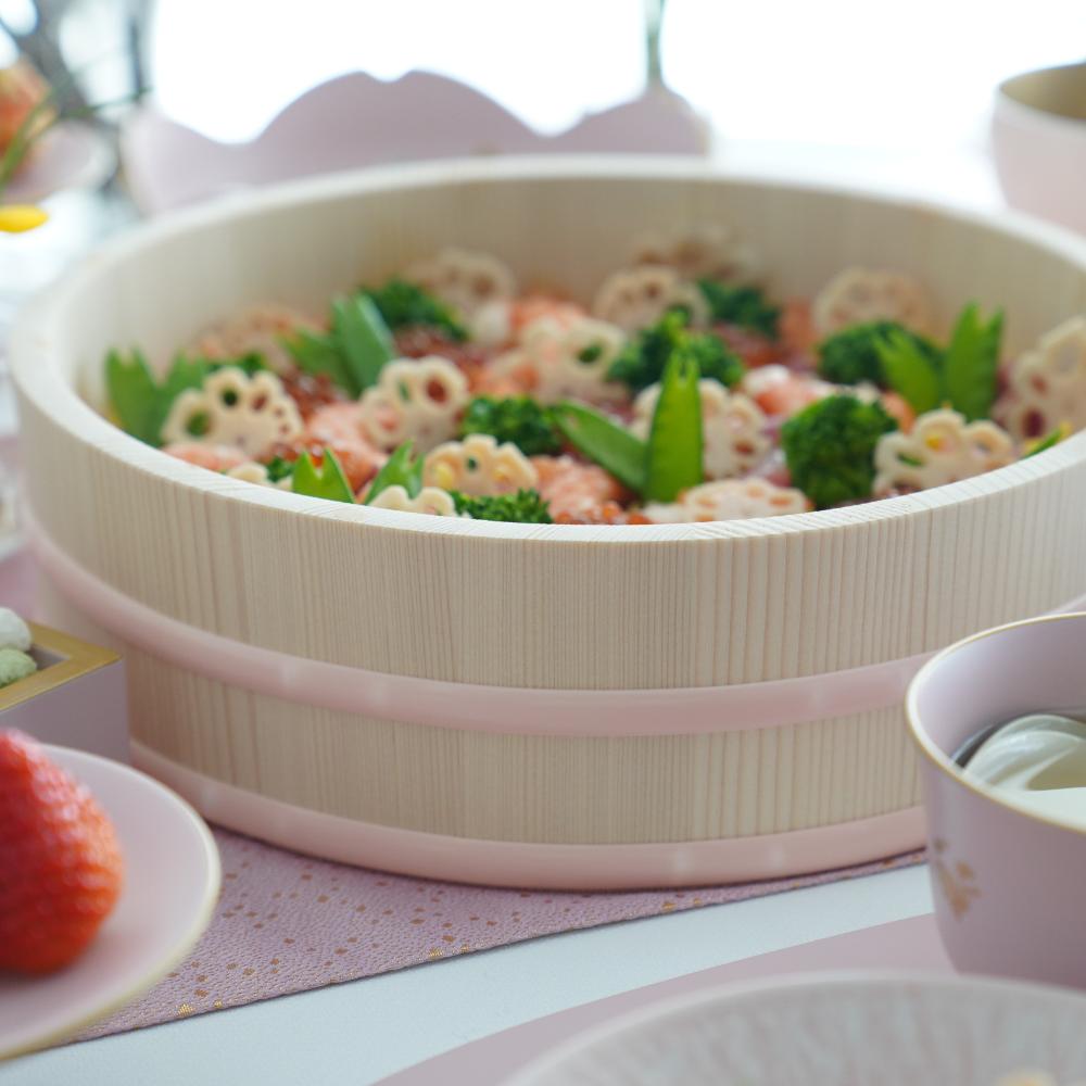 寿司桶30cmピンク｜ 四季折々のおしゃれな和食器通販サイト FOURGRACE