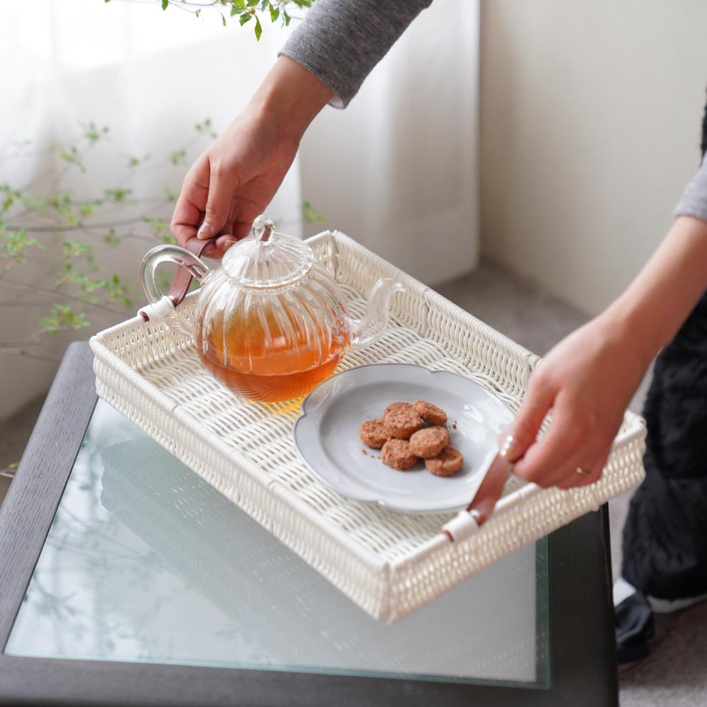 洗えるレザーハンドル付き レクタンギュラートレー（アイボリー）