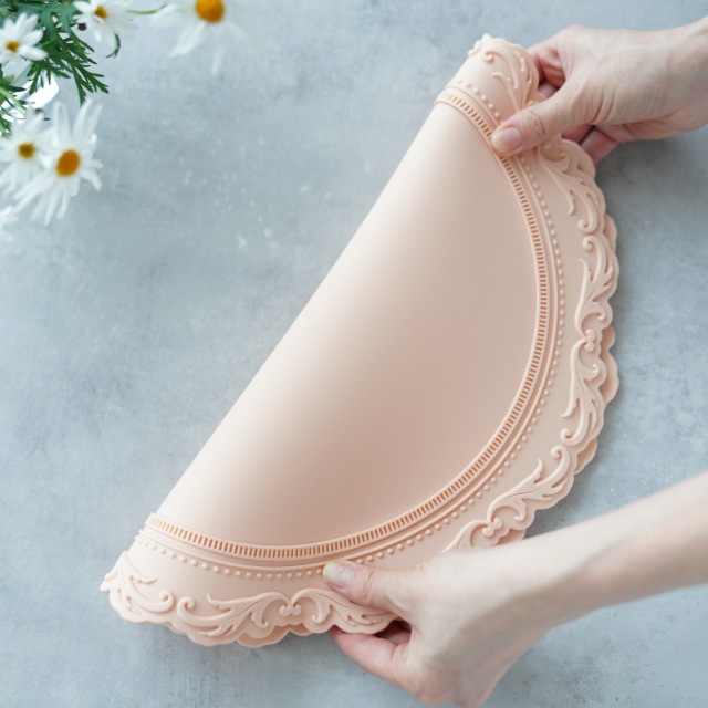 シリコンレリーフ　ランチョンマット　ベージュ