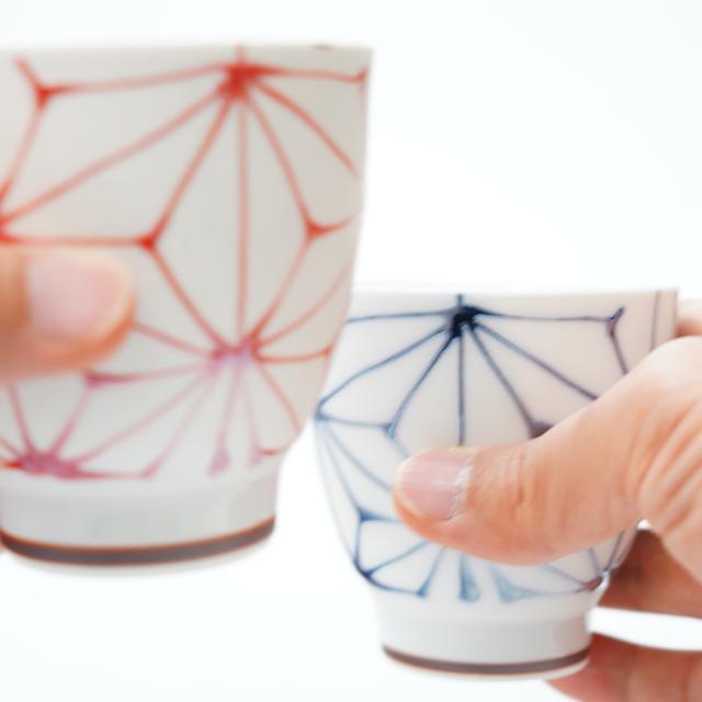 一珍麻の葉　湯呑　青